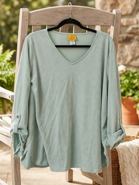 Ruby Rd. Seafoam V-Neck Long Sleeve Roll-Tab Top